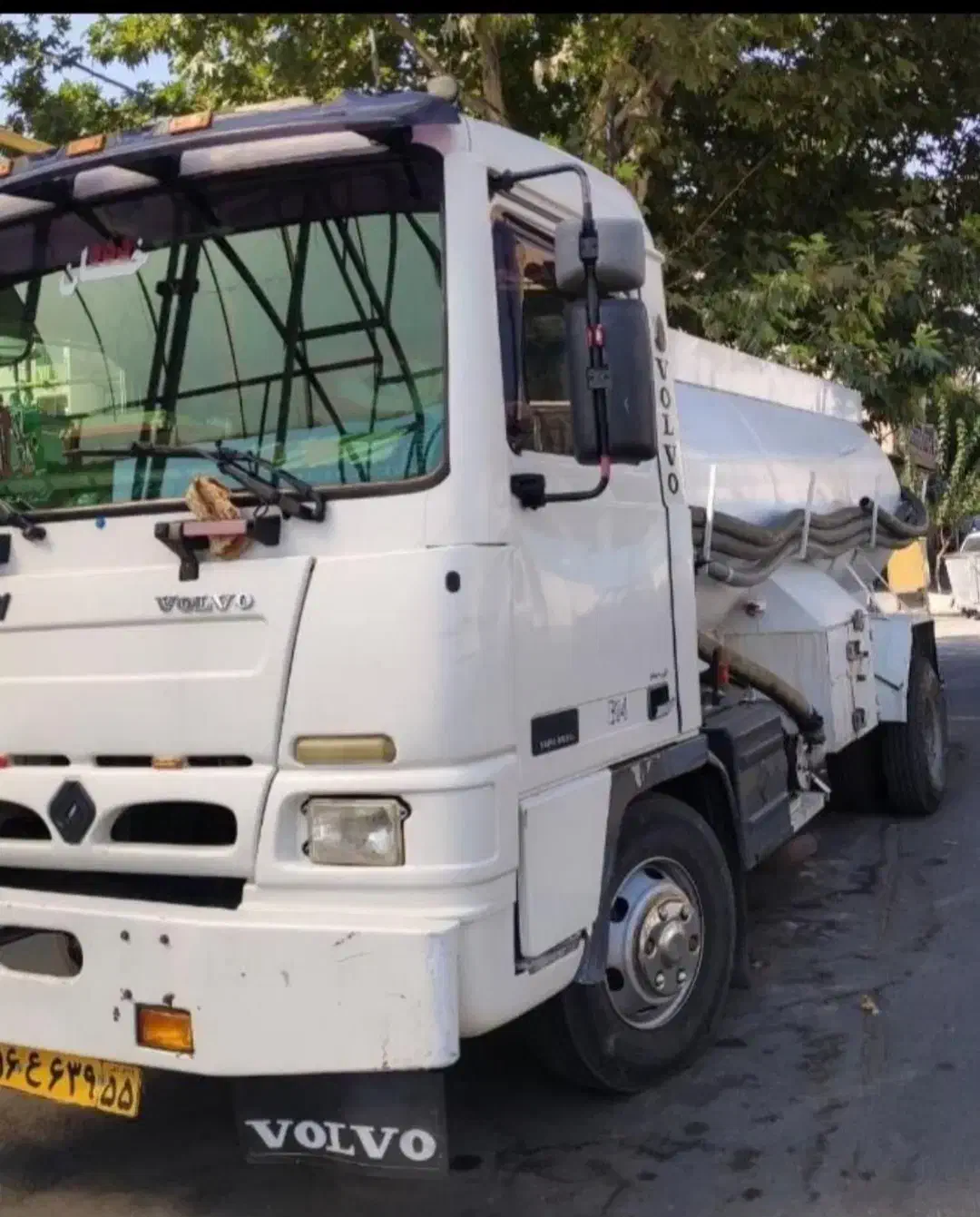 تخلیه چاه فاضلاب ماشین تانکرمکنده لجن کش درلایروبی|خدمات پیشه و مهارت|تهران, میدان ولیعصر|دیوار