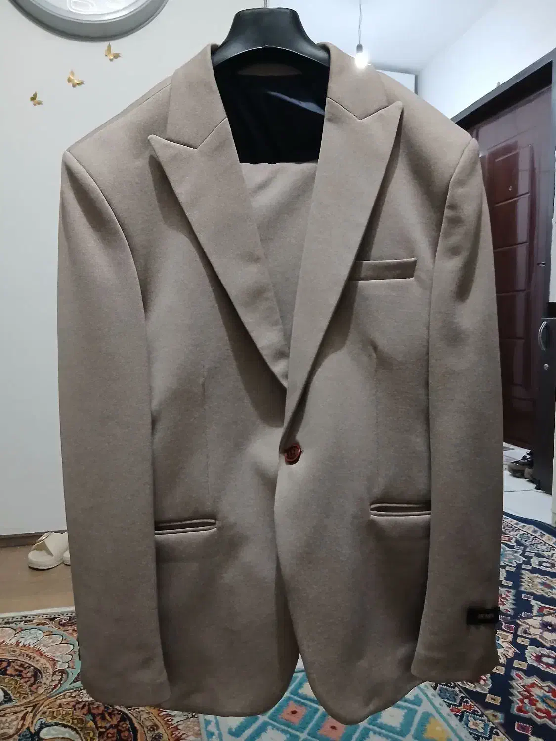 کت وشلوار مردانه|لباس|پرند, فاز ۵|دیوار