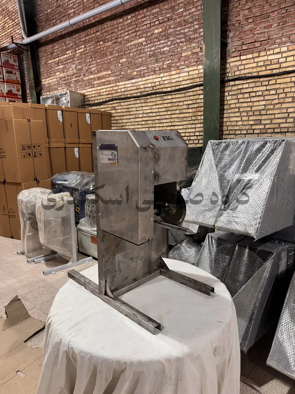 اره قصابی استخوان بر مرغ خردکن خرد کن رومیزی استیل|فروشگاه و مغازه|یزد, |دیوار