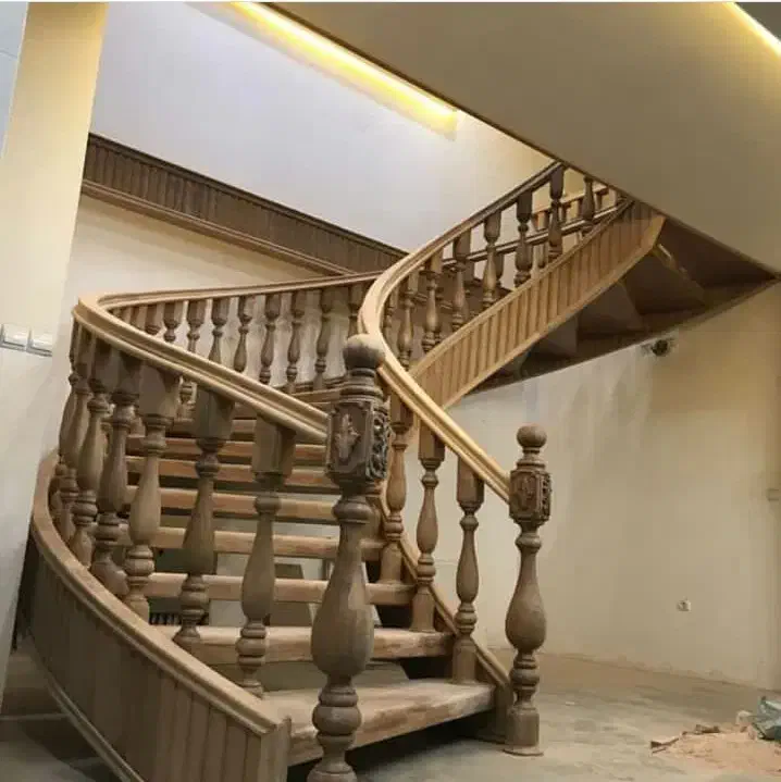 نجار و نصاب نرده ی چوبی|استخدام صنعتی، فنی، مهندسی|رشت, آب و برق|دیوار