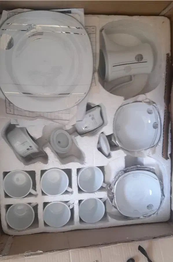 سرویس چینی ۱۲نفر مارک اسپیدور|ظروف سرو و پذیرایی|تهران, جوادیه|دیوار