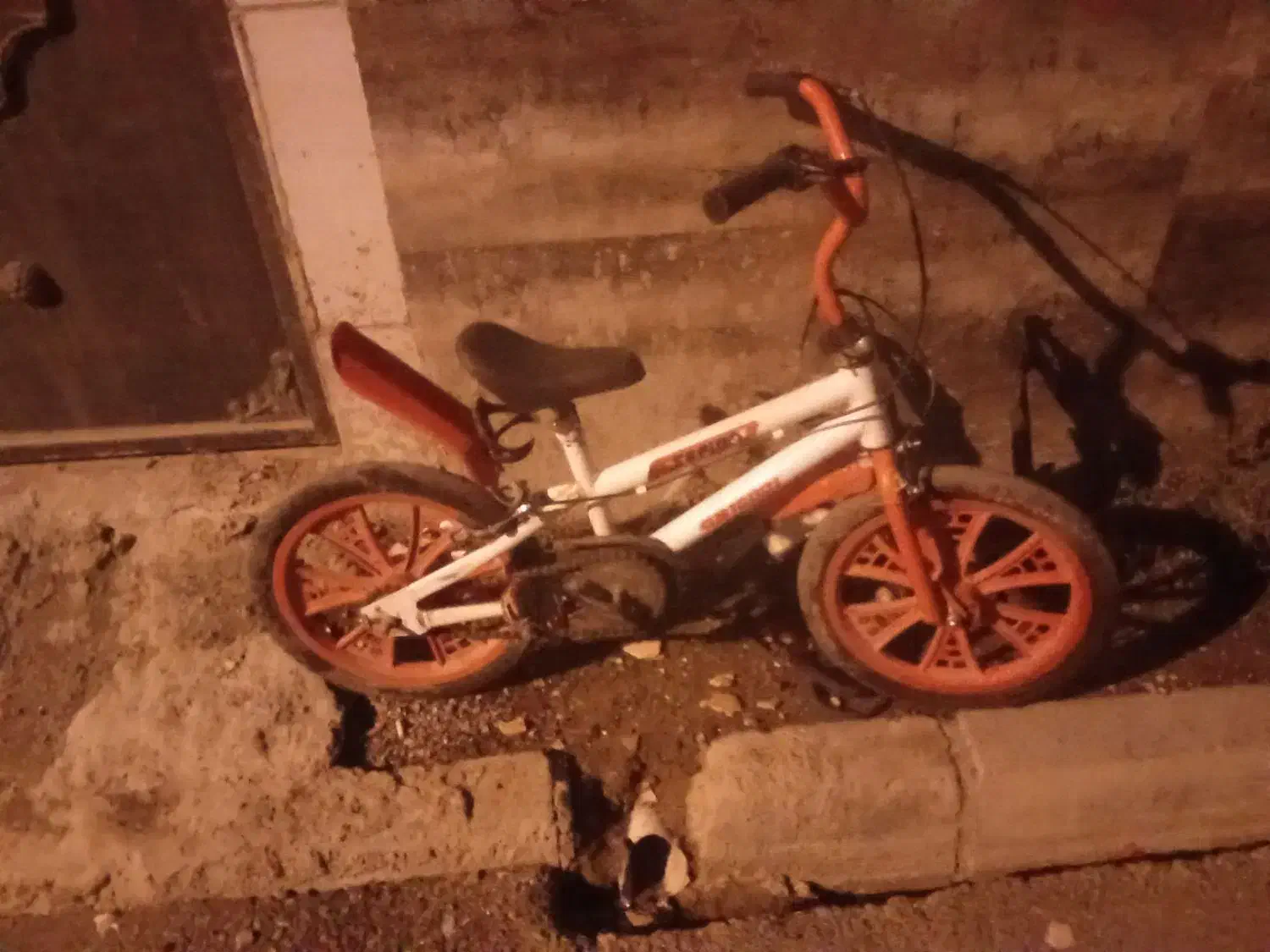 دوچرخه بچه گانه رینگ اسپرت ودوعددلاستیک سایز16|دوچرخه، اسکیت، اسکوتر|مشهد, فدک|دیوار