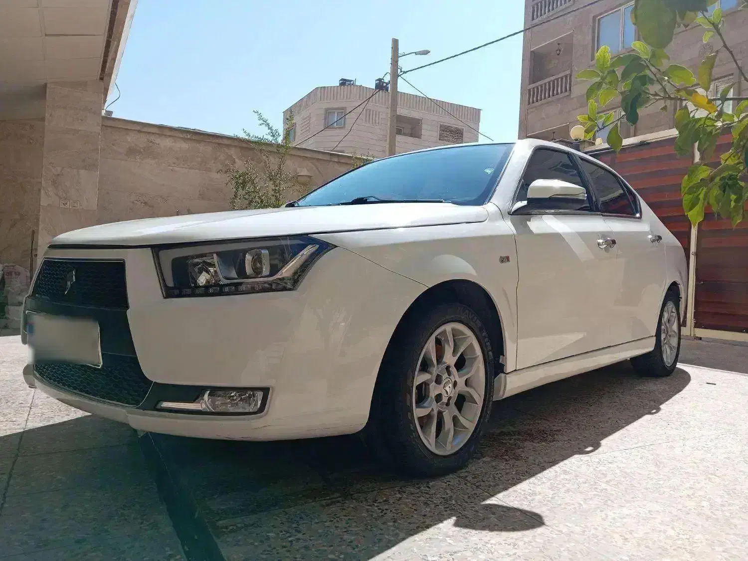 دنا پلاس اتومات توربو تمام فابریک بدون نقطه|خودرو سواری و وانت|شیراز, شهرک کوثر|دیوار