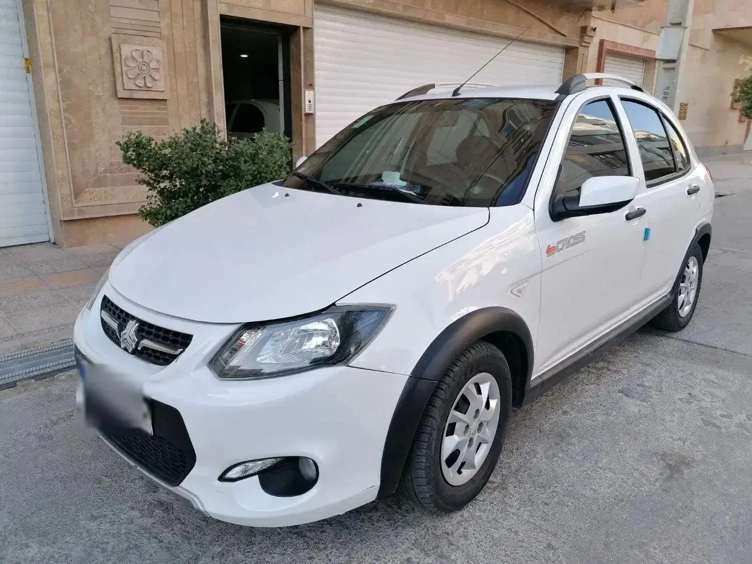 کوییک 1402 کارمندی|خودرو سواری و وانت|شیراز, کاراندیش|دیوار