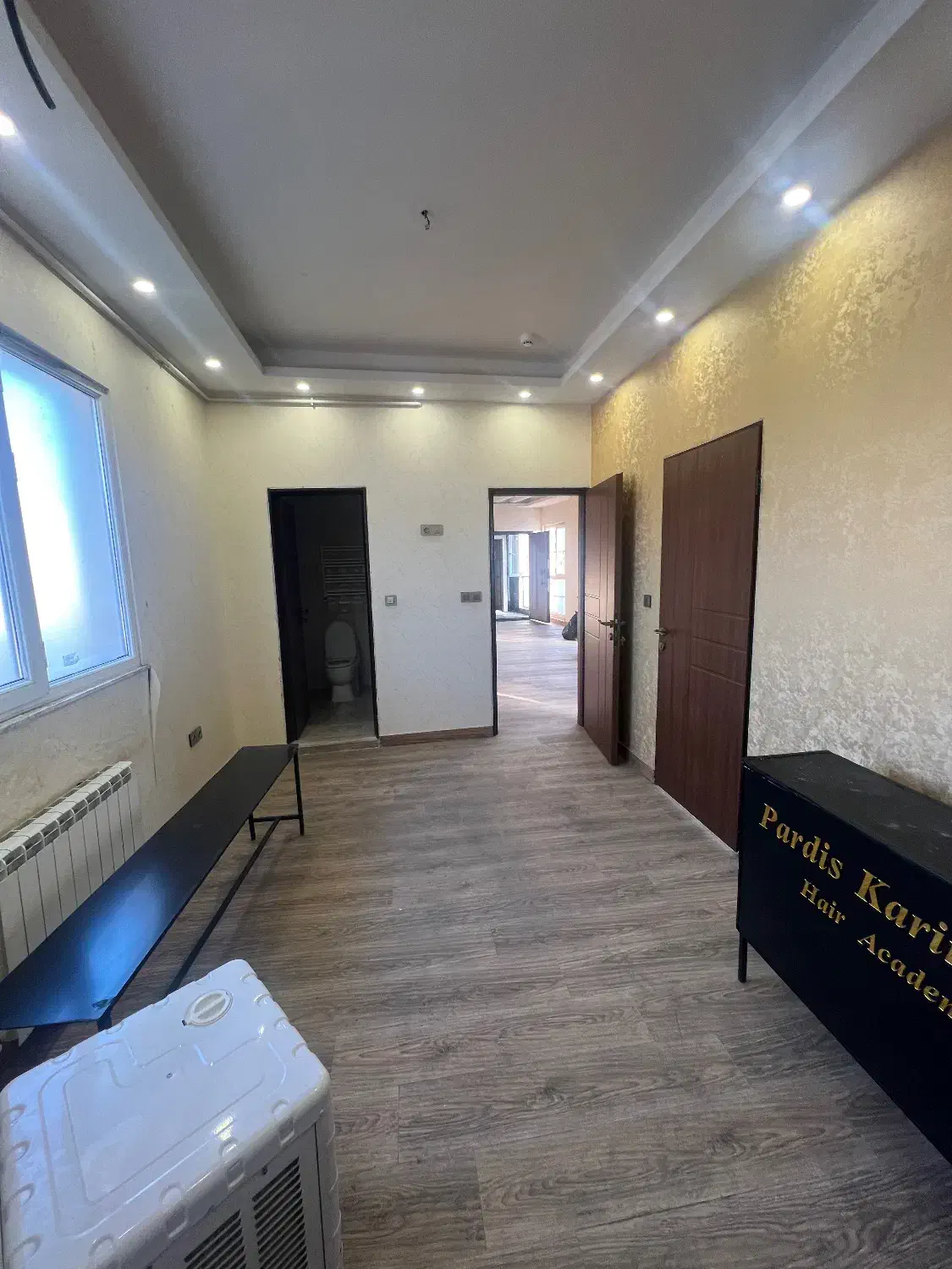 اجاره اتاق اختصاصی در سالن زیبایی|خدمات آرایشگری و زیبایی|رشت, گلسار|دیوار