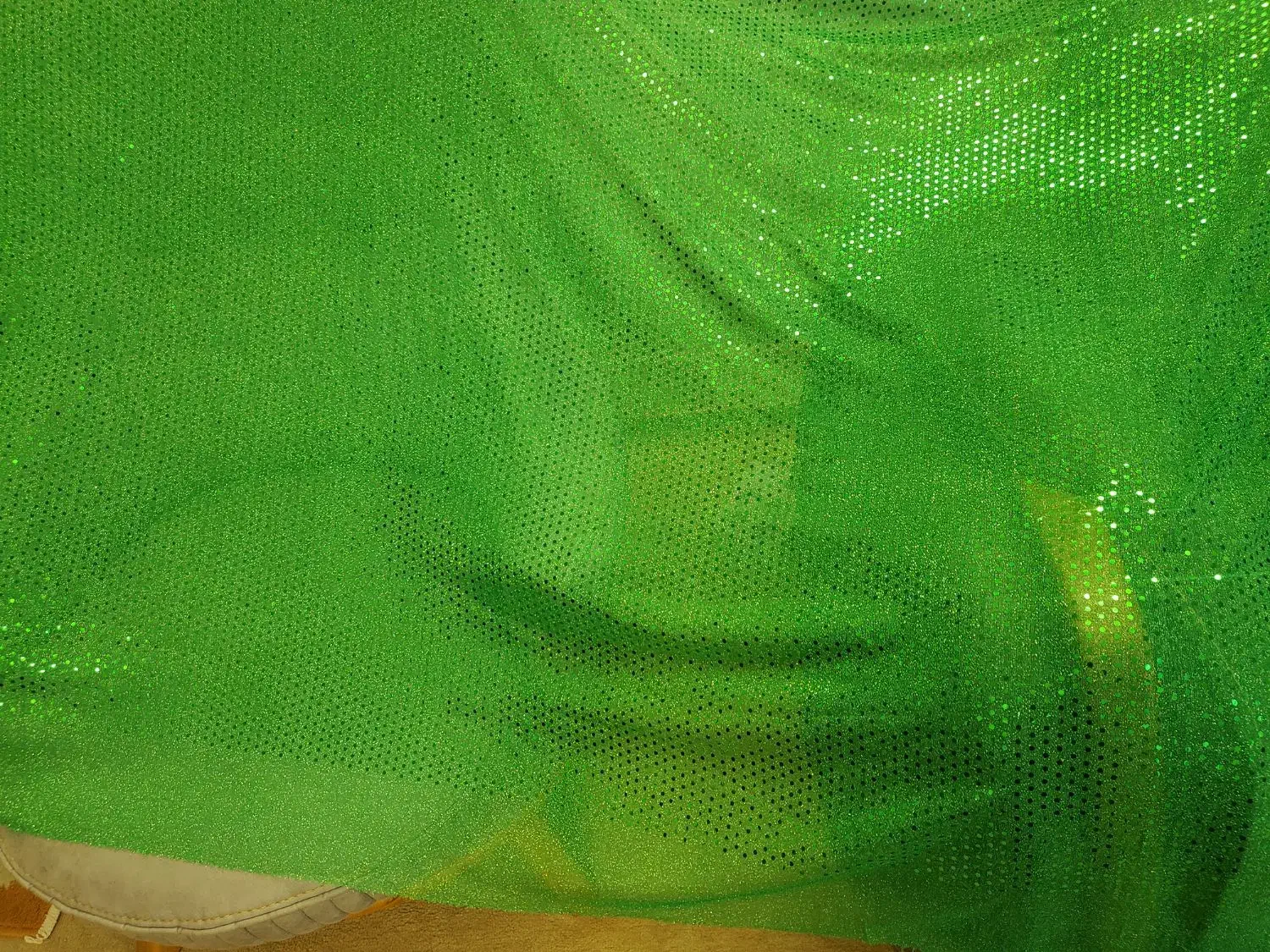 پارچه|لباس|زاهدان, |دیوار