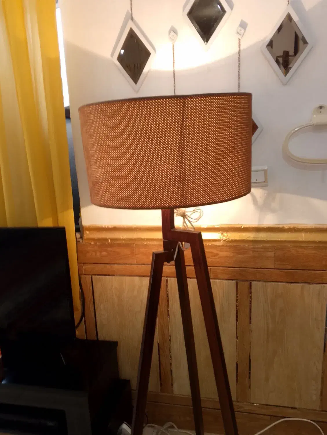 آباژو|چراغ خواب و آباژور|سوسنگرد, |دیوار