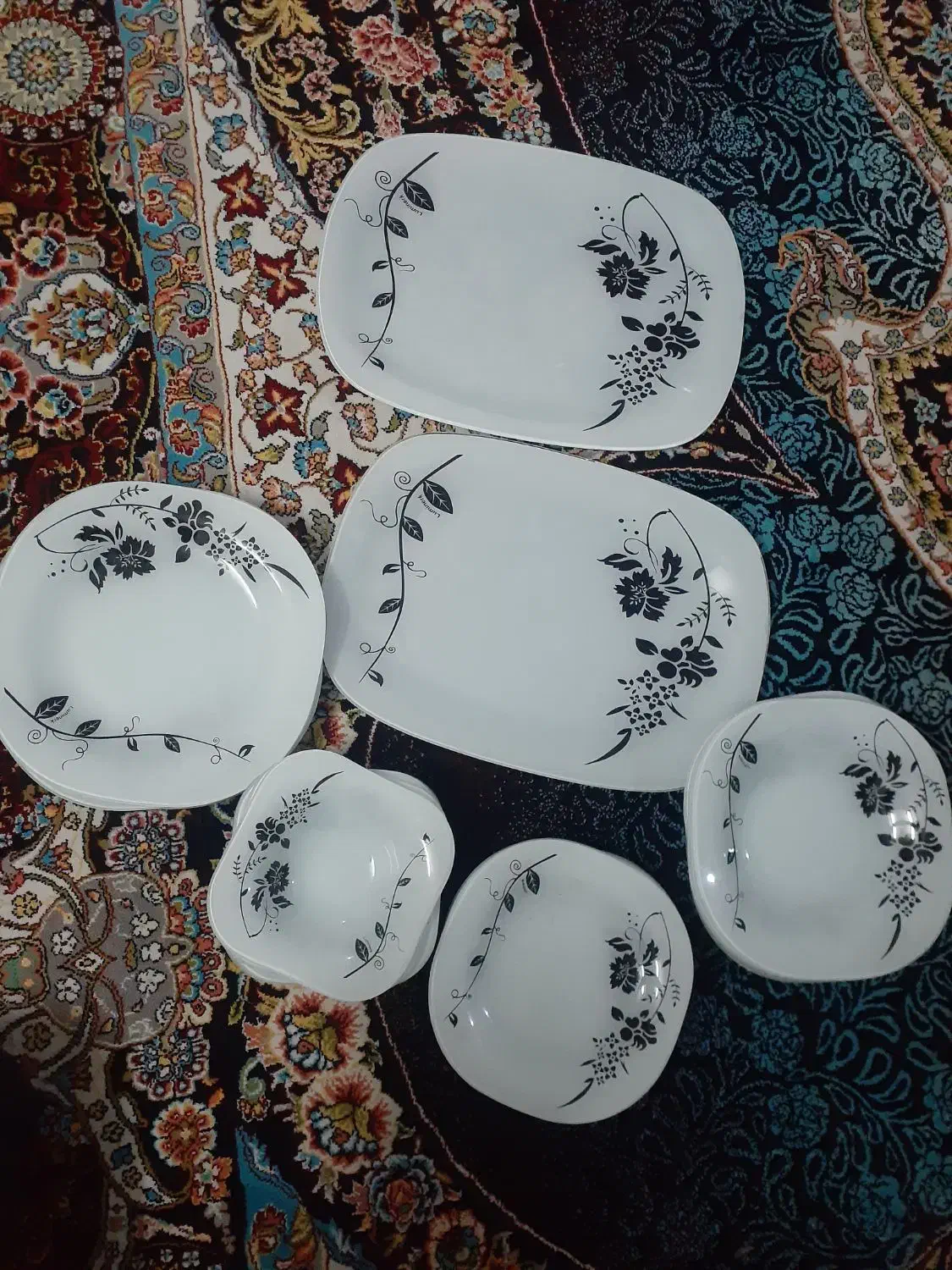 سرویس ۶ نفره ارکوپال|ظروف سرو و پذیرایی|وحیدیه, |دیوار