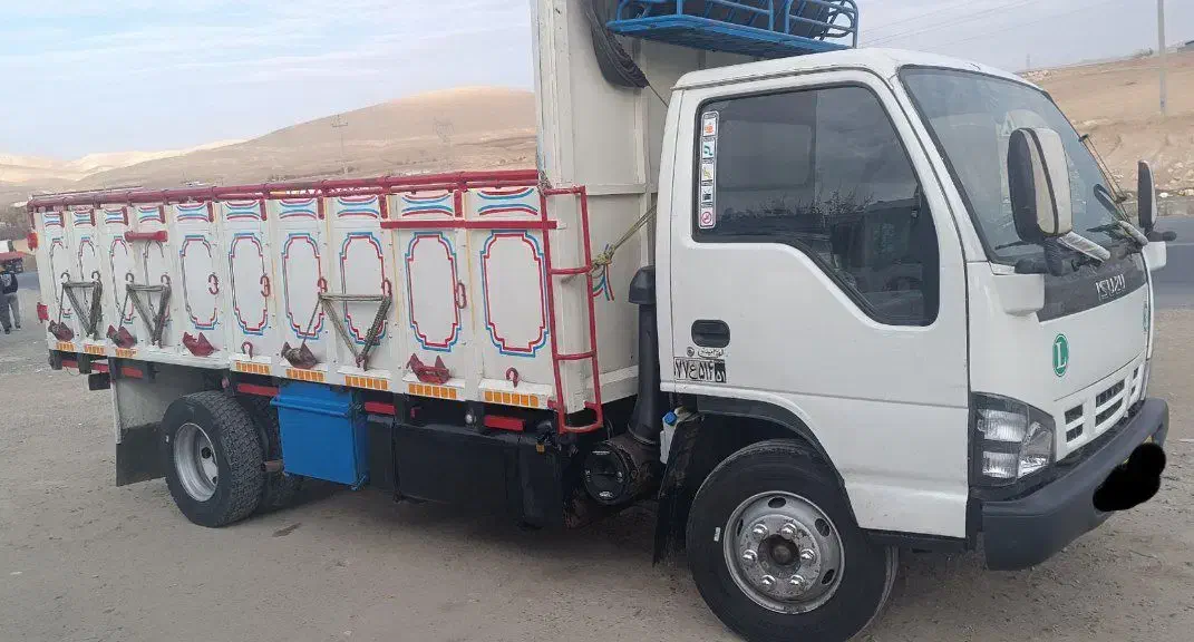 ایسوزو فنی سالم و آماده به کار رخ عالی|خودرو سنگین|بوکان, |دیوار