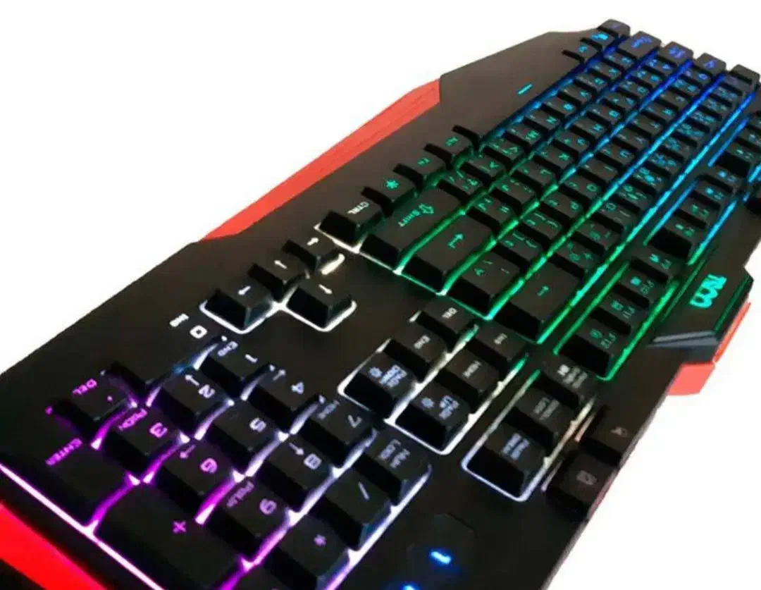 موس و کیبورد گیمینگ|قطعات و لوازم جانبی رایانه|شاهینشهر, مخابرات (شهید بهشتی)|دیوار