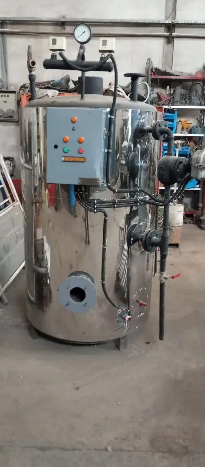 فروش۱دستگاه دیگ بخارسیصد کیلویی نو و۲ دستگاه ۱تنی|ماشینآلات صنعتی|مشهد, یاغون آباد|دیوار