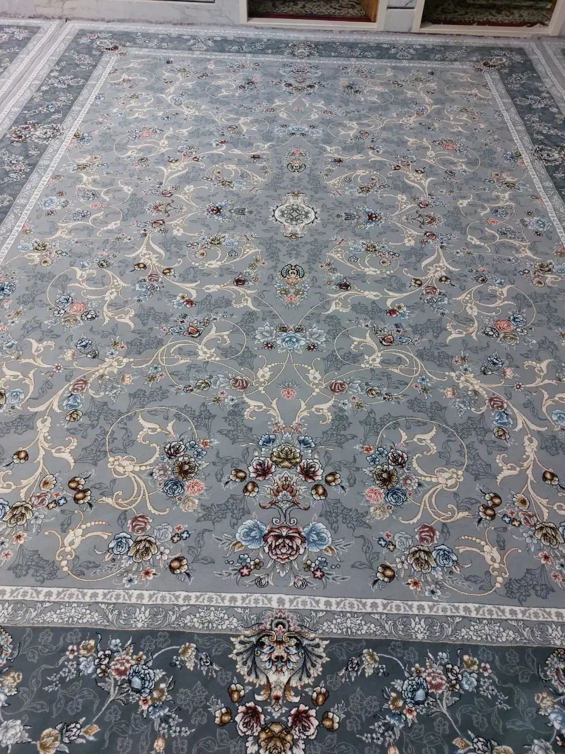 فرش ۷۰۰ شانه نو|فرش|لنجان, |دیوار