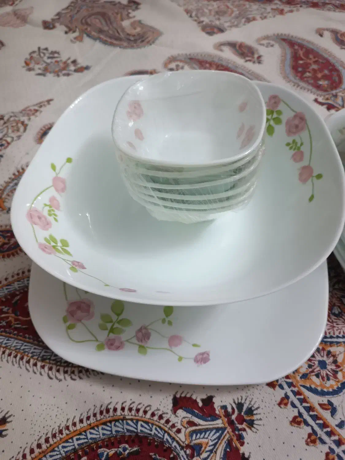 آکوپال مربع کلاسیک مقصود طرح هایدی بنفش|ظروف سرو و پذیرایی|کرج, شهرک فرهنگیان|دیوار