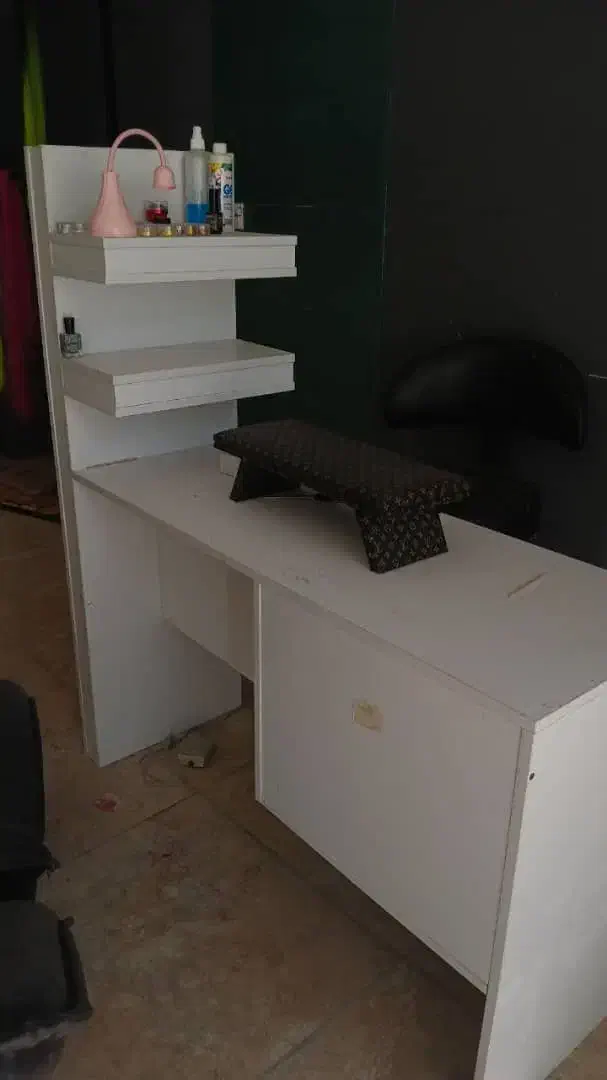 لوازم سالن آرایشگاه تکمیل|حراج|فولادشهر, مسکن مهر فولادشهر|دیوار