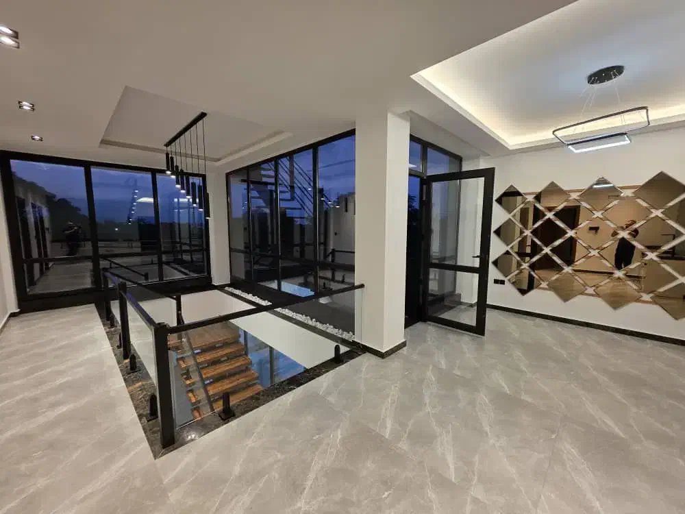 فروش ویلا لاکچری ۲۸۵ متر زمین ۲۸۰ متر بنا|فروش خانه و ویلا|شیرود, |دیوار