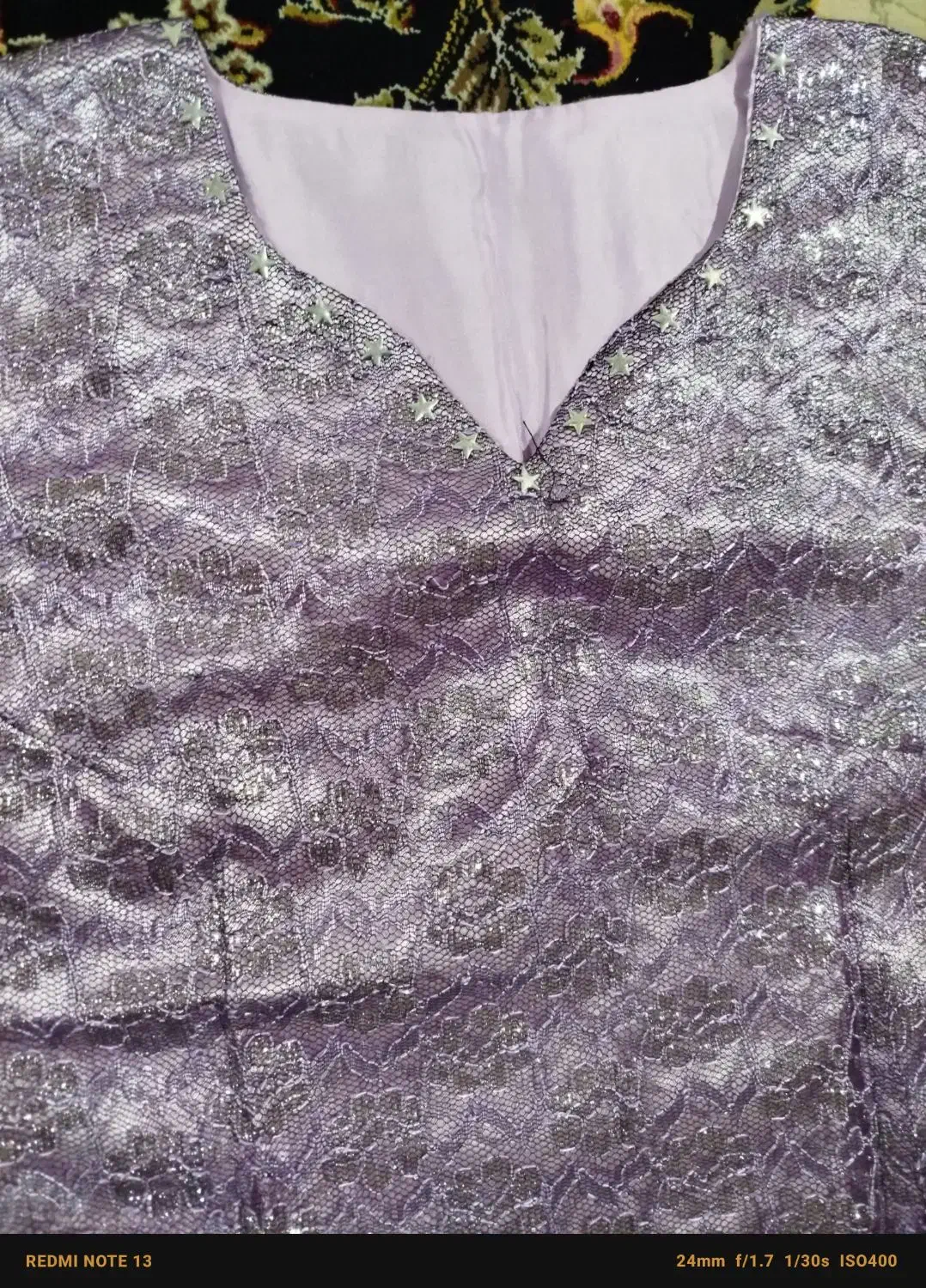 لباس مجلسی|لباس|کلاله, |دیوار