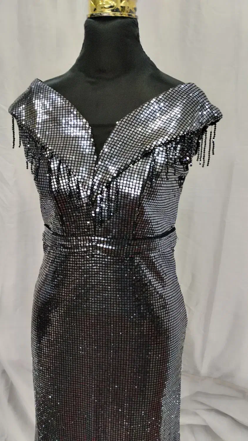 لباس فروشی|لباس|تربت‌حیدریه, مسجد جامع|دیوار