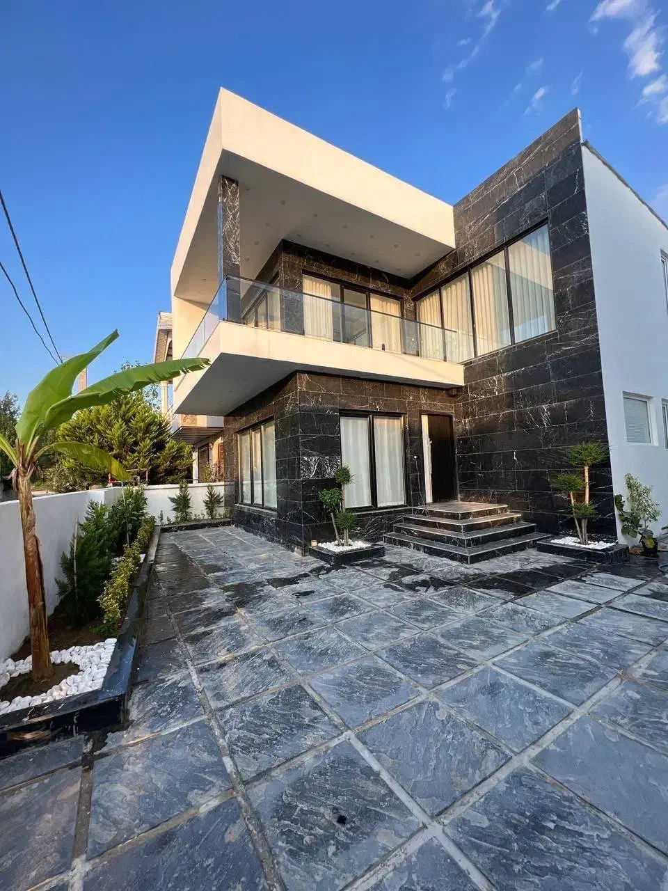 فروش فوری ویلا نمامدرن مخصوص خاص پسندها|فروش خانه و ویلا|امامزاده عبدالله, |دیوار