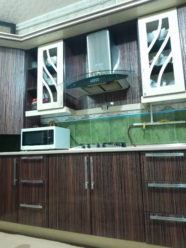 کابینت هایگلاس سالم و تمیز|مصالح و تجهیزات ساختمان|سوسنگرد, |دیوار