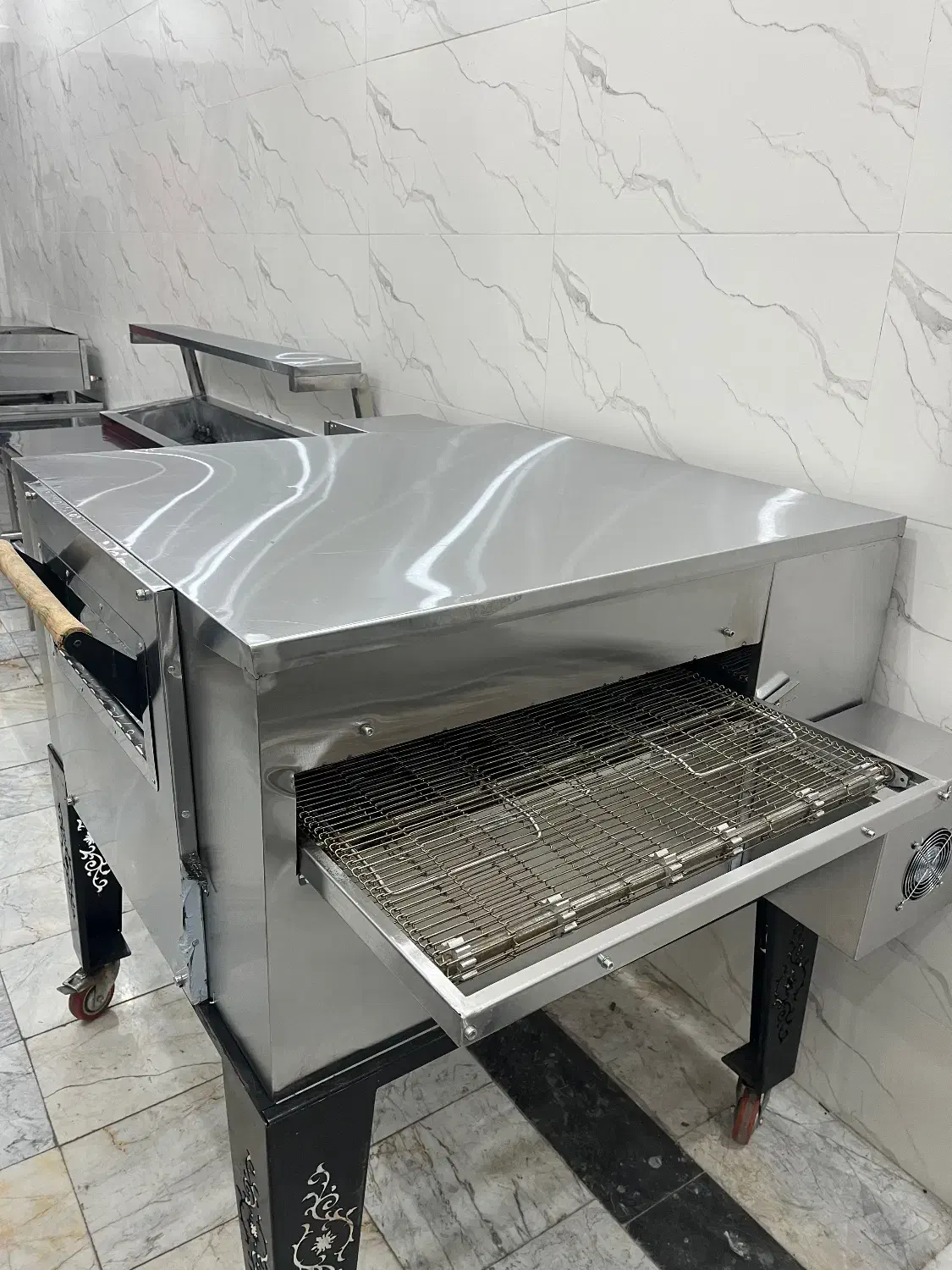 فر پیتزا ریلی دهنه ۷۰ درحدنو مشابه اکبند/فرپیتزا|کافی‌شاپ و رستوران|تهران, شهرک ابوذر|دیوار