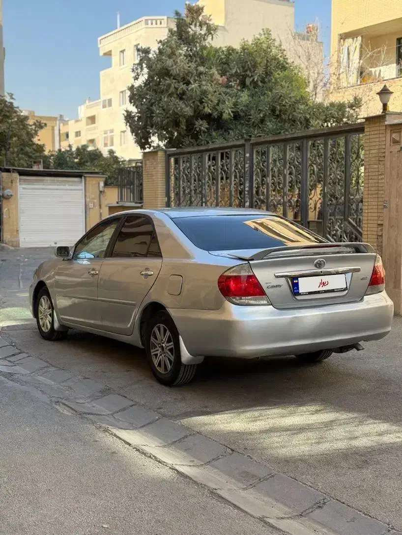 تویوتا کمری گرند ۴ سیلندر اتومات نقدواقساط|خودرو سواری و وانت|شیراز, سفیرشمالی|دیوار