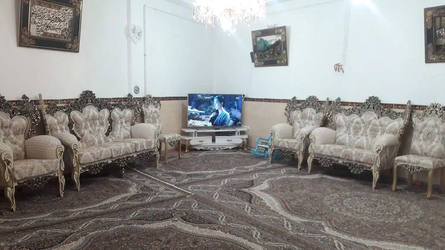 حراج مبل نه نفره در حد نوواقعی|مبلمان خانگی و میز عسلی|جوانرود, |دیوار