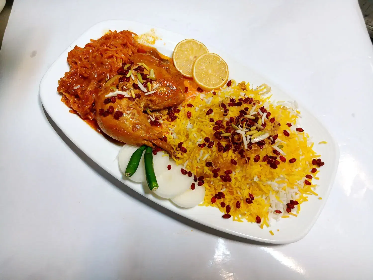 پیک موتوری|استخدام خدمات فروشگاه و رستوران|تبریز, |دیوار