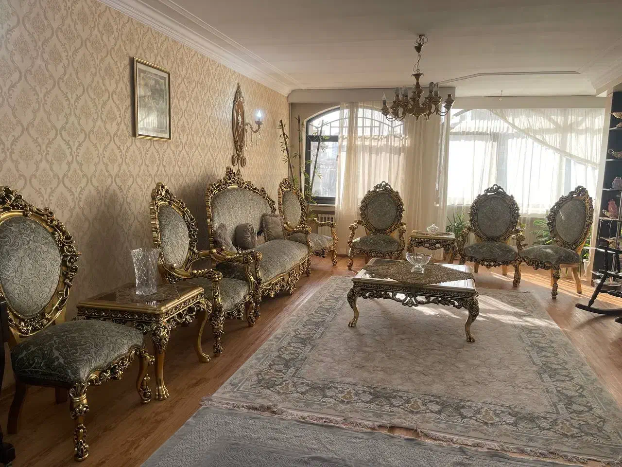 مبل سلطنتی با روکش طلا|مبلمان خانگی و میز عسلی|مشهد, بهشت|دیوار