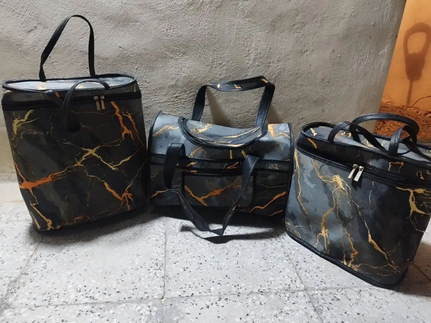 ساک|کیف، کفش، کمربند|قرچک, زیبا شهر|دیوار