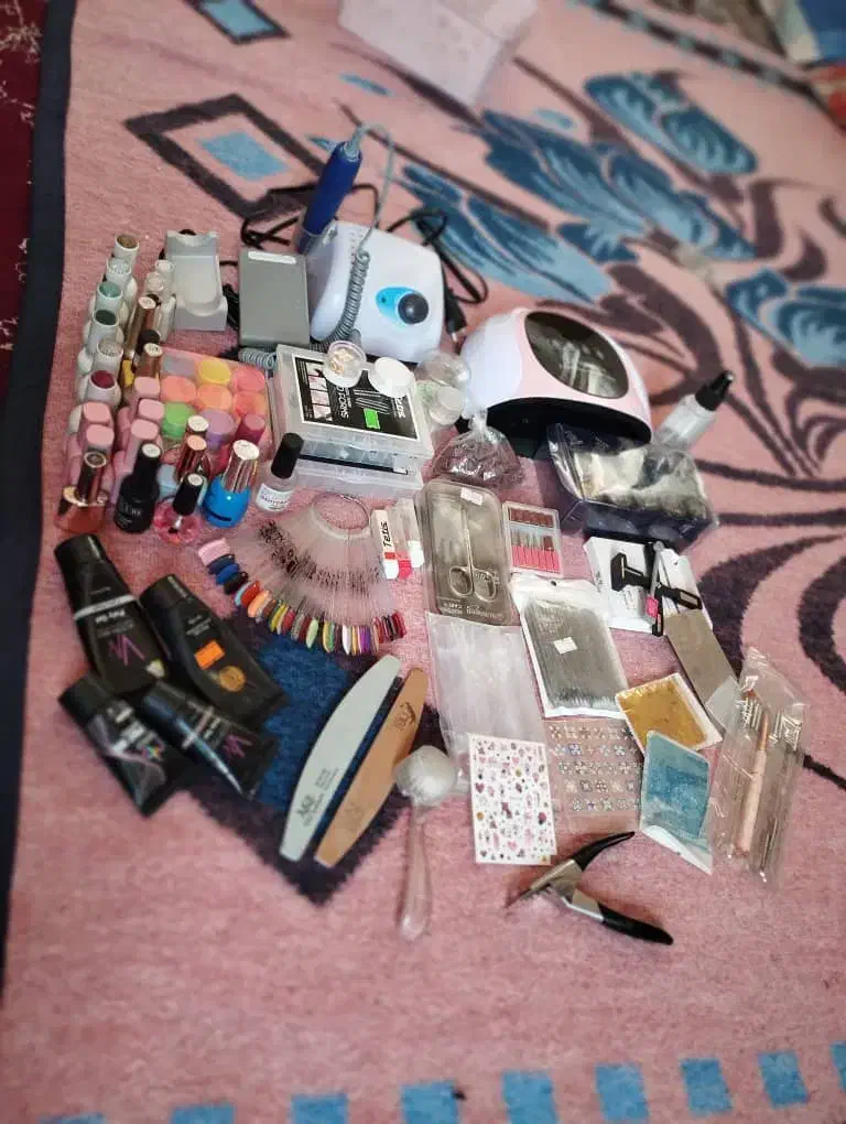 وسایل کاشت ناخن یازده میلیون|آرایشی، بهداشتی، درمانی|یاسوج, |دیوار