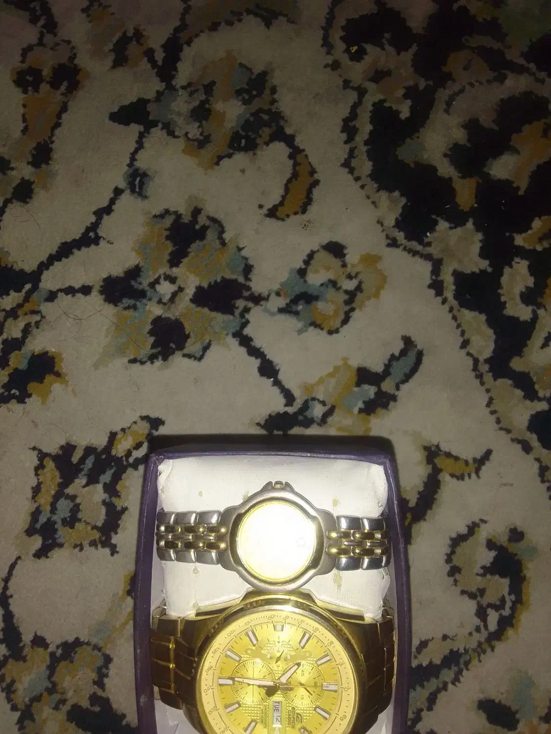 ساعت مچی|ساعت|کرج, حصارک پایین|دیوار