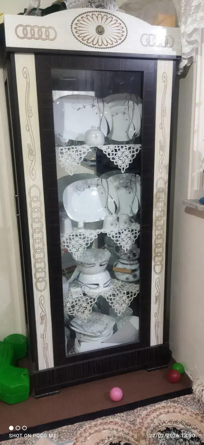 ویترین|بوفه، ویترین، کنسول|بومهن, |دیوار