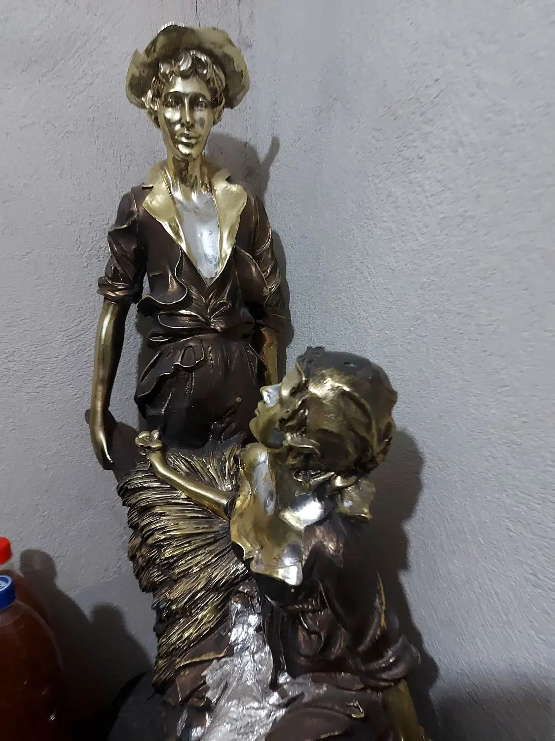 مجسمه رزین خانم و اقا|مجسمه، تندیس، ماکت|تهران, افسریه شمالی|دیوار