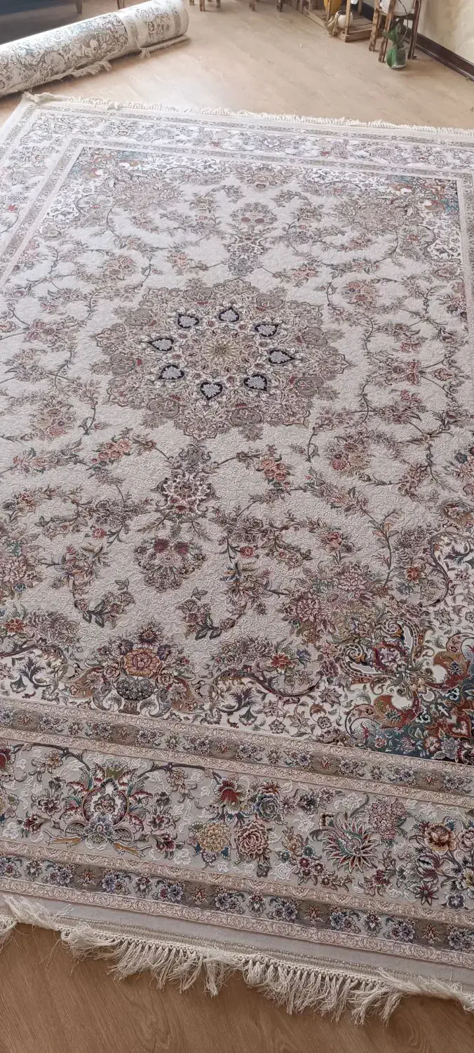 دو عدد فرش ۹متری در حد نو ۱۲۰۰شانه|فرش|همدان, |دیوار