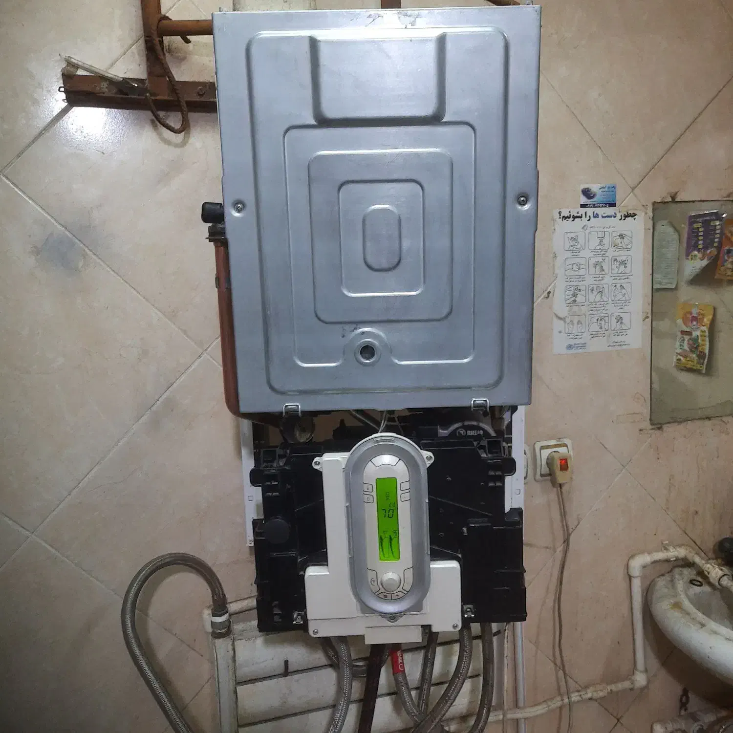 پکیج۳۲هزار بوتان با صفحه نمایش نمایشگر دیجیتال|آبگرمکن، پکیج، شوفاژ|رباطکریم, رباطکریم|دیوار