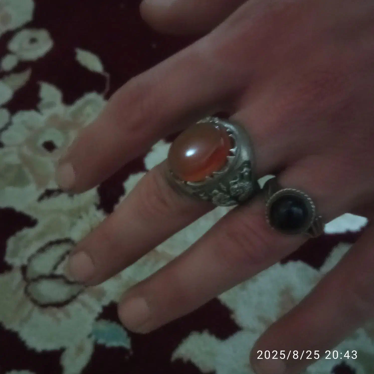 انگشتر دست دلبر قدیمی|کلکسیون اشیاء عتیقه|فلاورجان, |دیوار