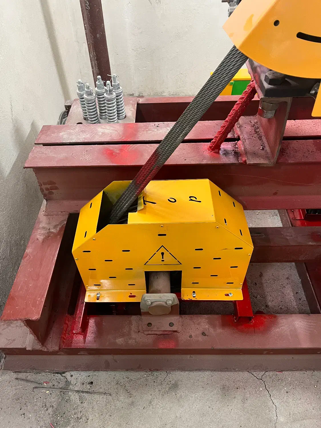 اسانسور|خدمات پیشه و مهارت|حمیدیا, |دیوار