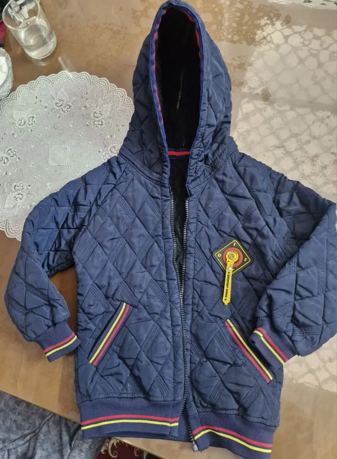 کاپشن|کفش و لباس بچه|سبزوار, قاضی زاد|دیوار