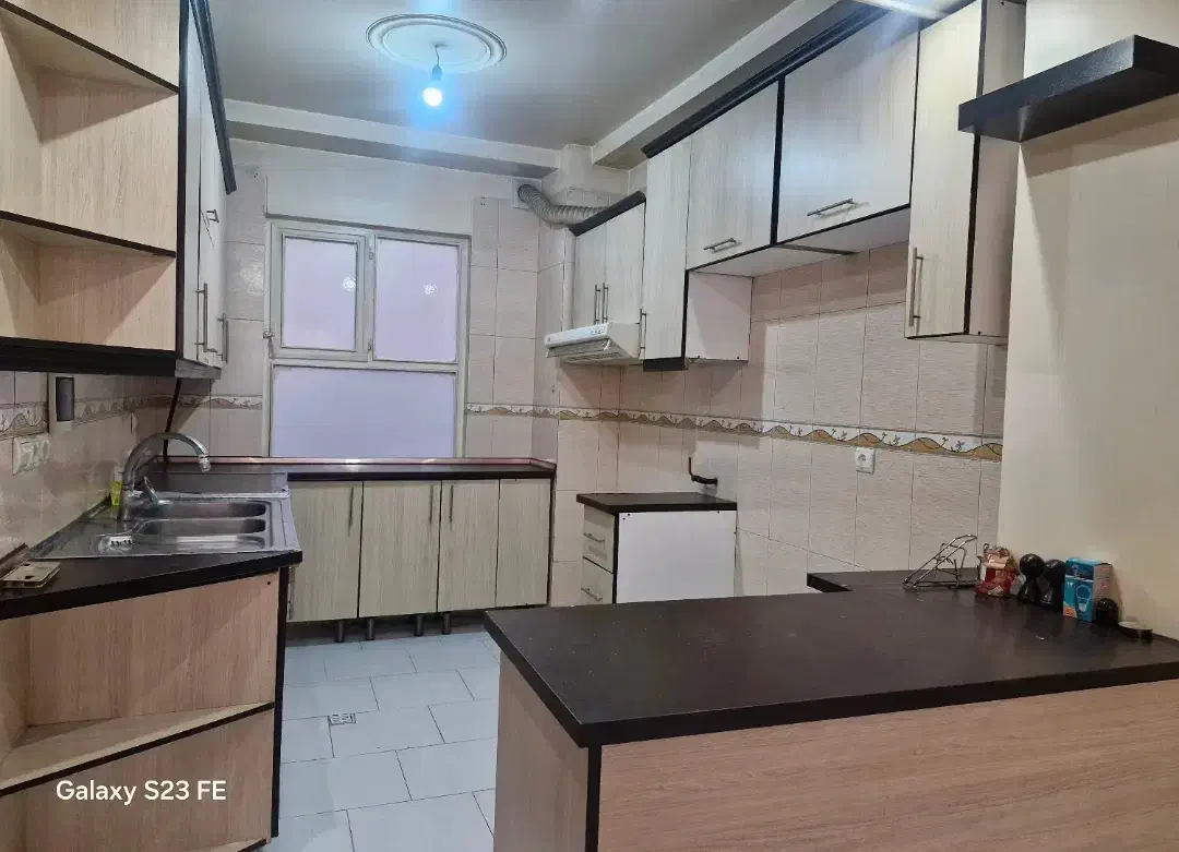 65متر/فول امکانات/پارک ماشین/آسانسور/انباری