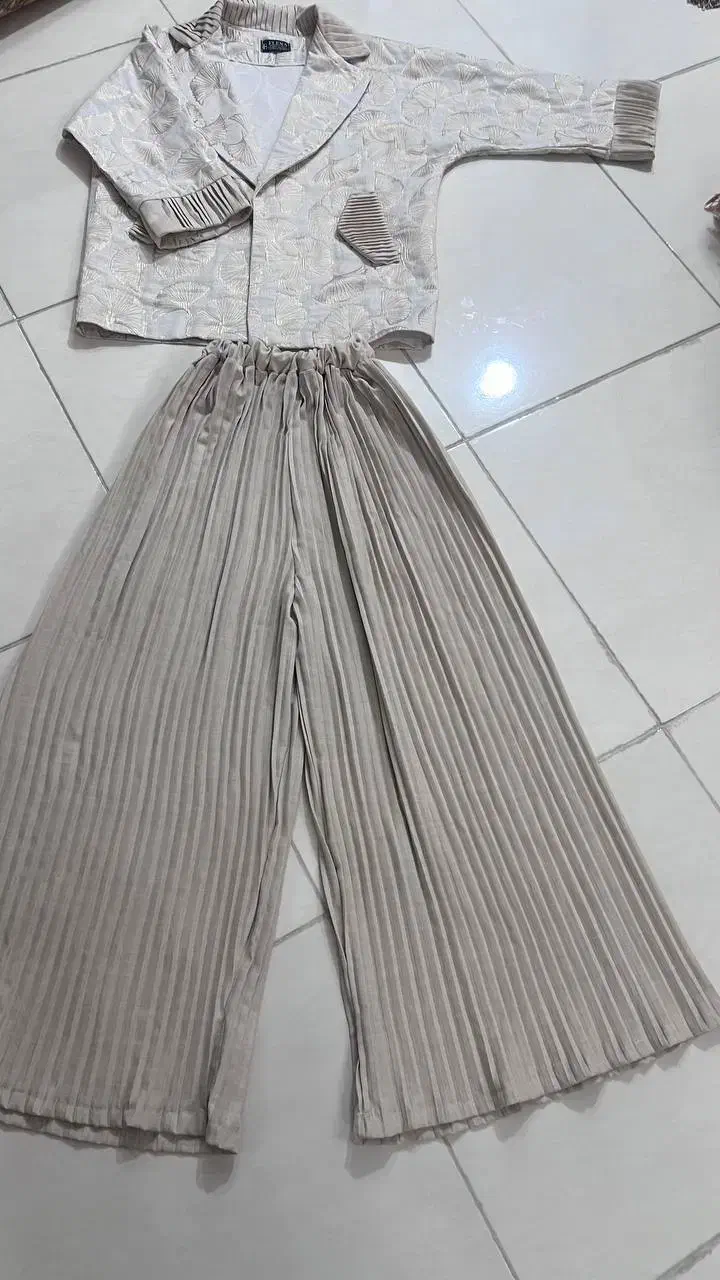 کت و شلوار پلیسه|لباس|ورامین, ورامین|دیوار