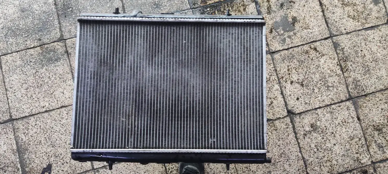 رادیاتور 206 207 تیپ 5 در حد نو|قطعات یدکی و لوازم جانبی|تهران, شهرک شهرداری|دیوار