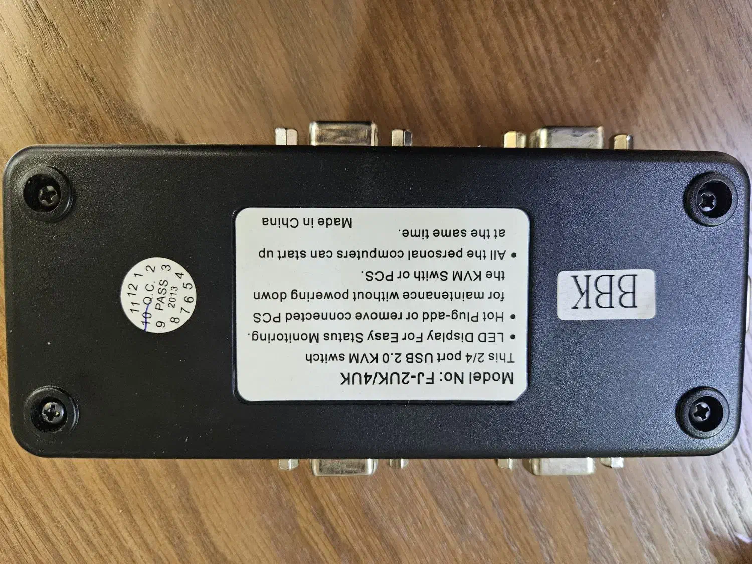 سوییچ چهارپورت kvm مدل 4uk آی فورتک|قطعات و لوازم جانبی رایانه|همدان, |دیوار