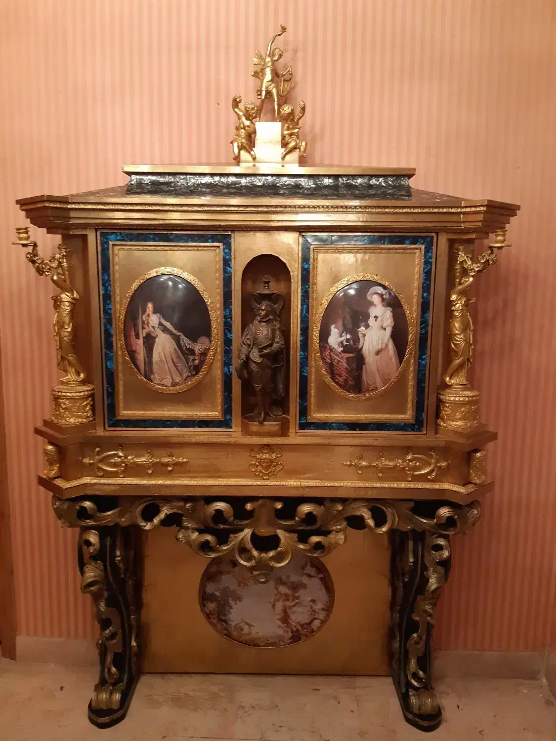 مبلمان لوستر مجسمه و.. فرانسوی و ایتالیایی|مبلمان خانگی و میز عسلی|تهران, ونک|دیوار