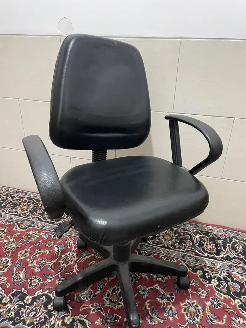 صندلی چرخ دار سالم|صندلی و نیمکت|کرمان, |دیوار