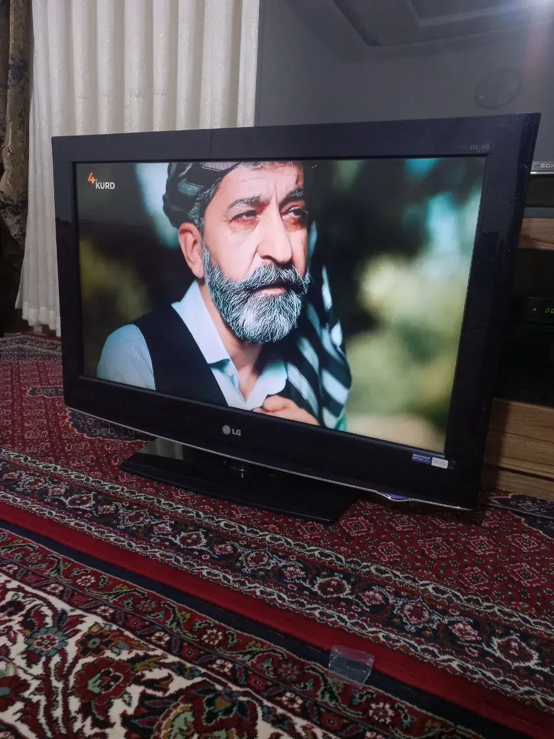 ال سی دی ۳۲ اینچ الجی|تلویزیون و پروژکتور|سنندج, |دیوار