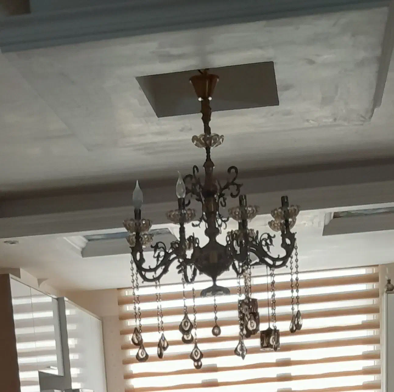 لوستر برنج ۸ شعله|لوستر و چراغ آویز|پاکدشت, پاکدشت (مامازند)|دیوار