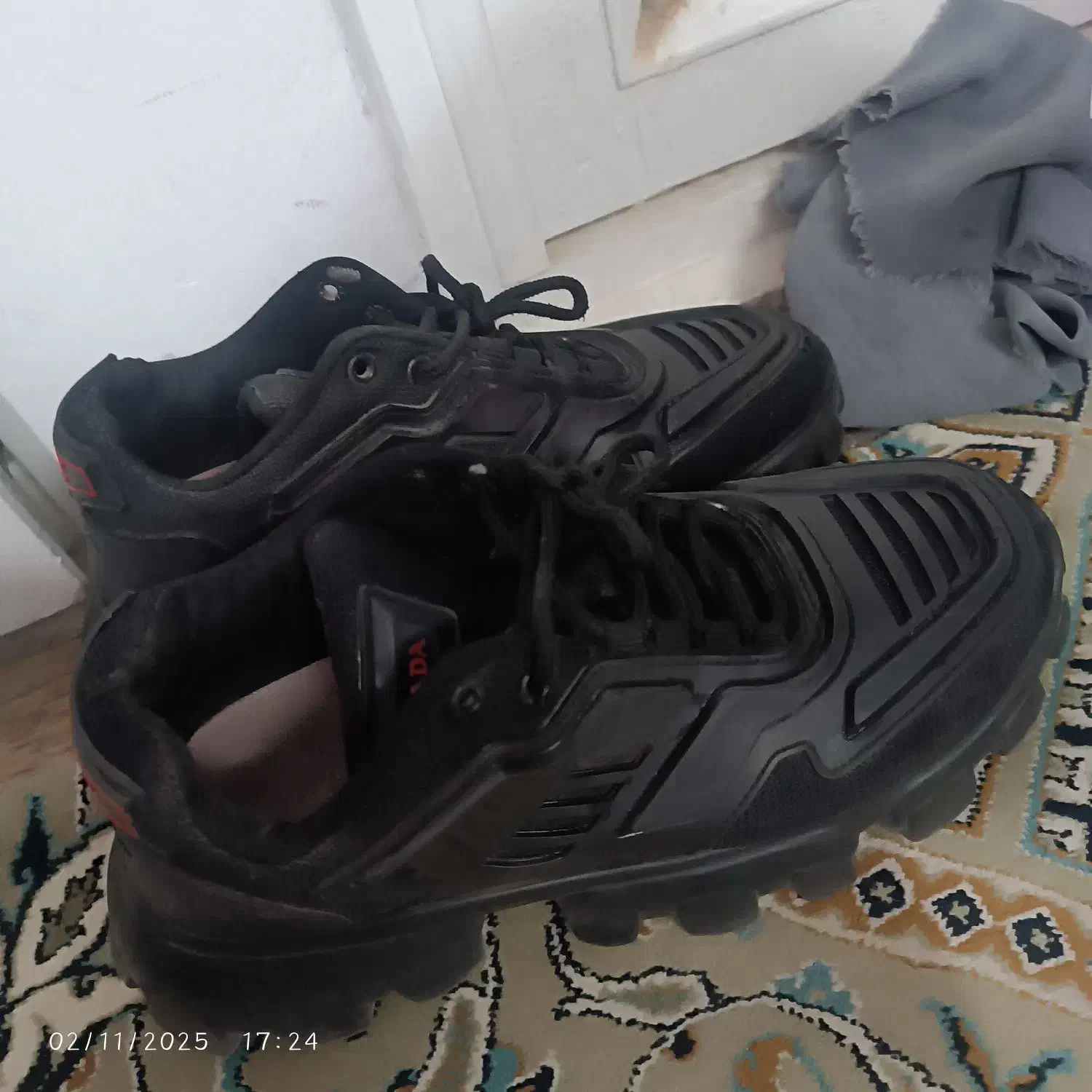 کتونی مشکی لژ دار|کیف، کفش، کمربند|تهران, خاک سفید|دیوار