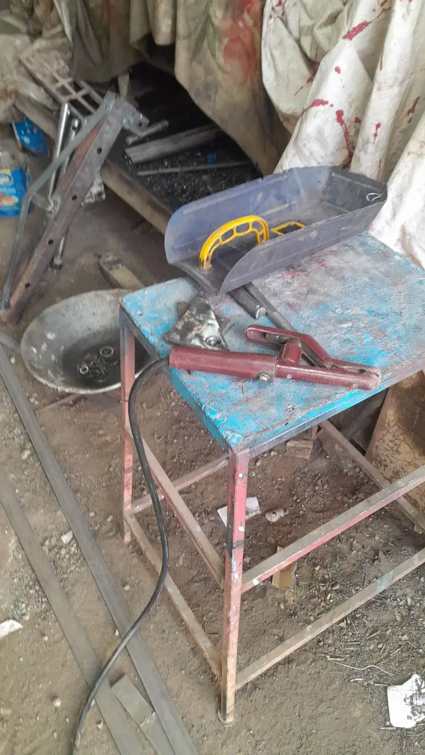 نیرو جوشکار و فرزکاری|استخدام صنعتی، فنی، مهندسی|سبزوار, شهرک صنعتی فرودگاه|دیوار