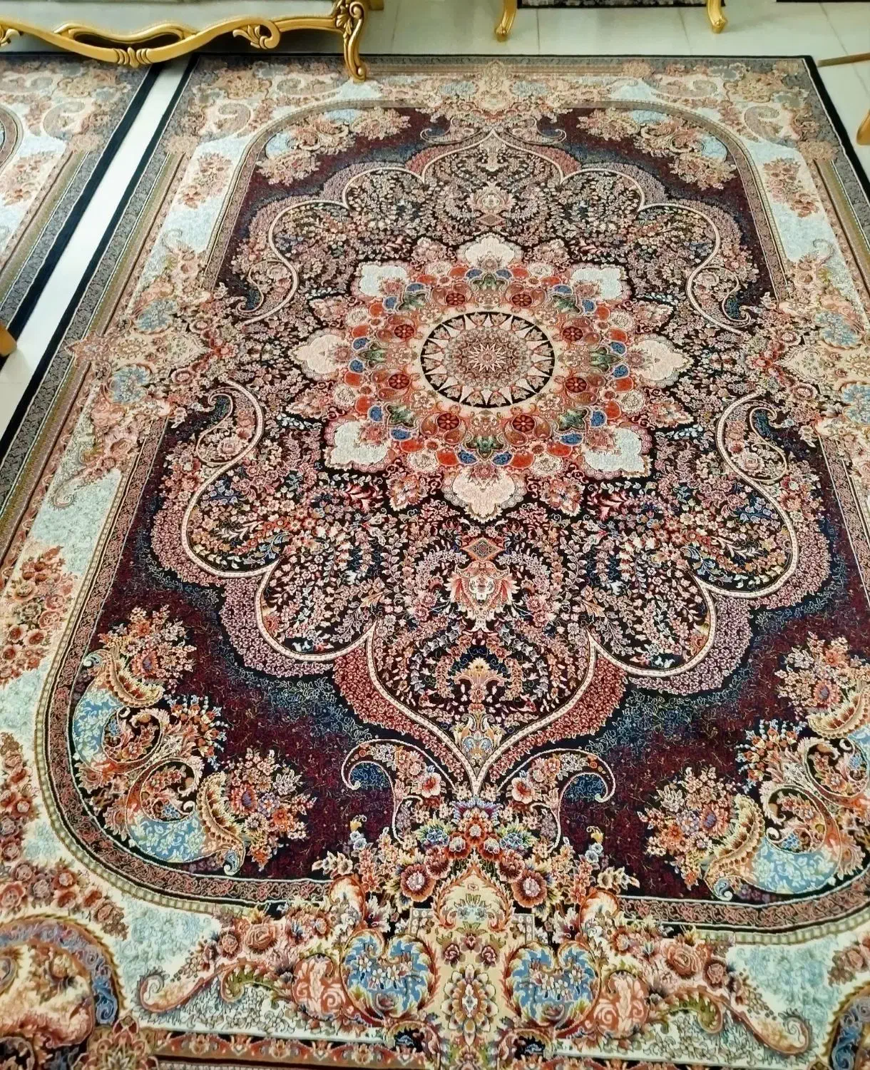 ۲ عدد فرش ۹ متری و قالیچه در حدنو|فرش|محمدیه-قزوین, |دیوار