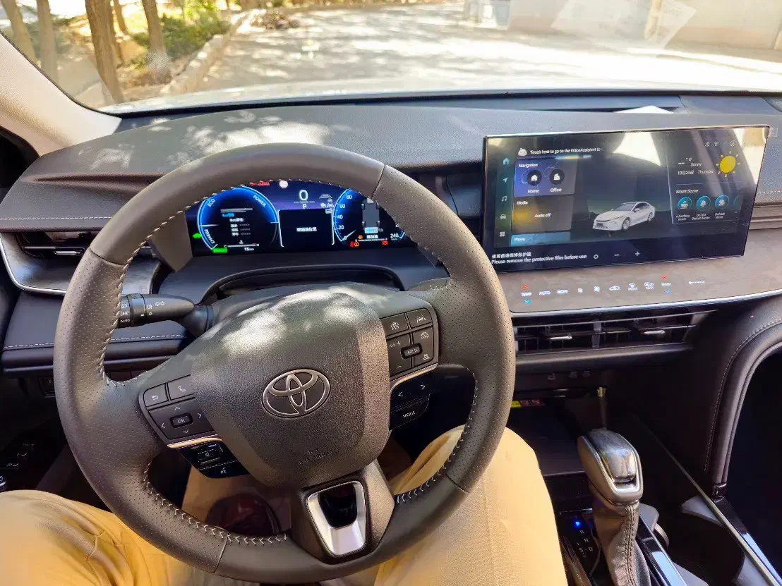 تویوتا کمری هیبرید ۲۰۲۵ پریمیوم ادیشن|خودرو سواری و وانت|اصفهان, شاهزاده ابراهیم|دیوار